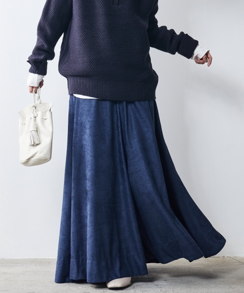 CHIC STYLE(シックスタイル)の「 スエード調フレアマキシスカート <大きいサイズ有>シックスタイル(スカート・レディース・ネイビー/モカ・M/L/LL/3L/4L/5L/6L/8L)」の8枚目の写真