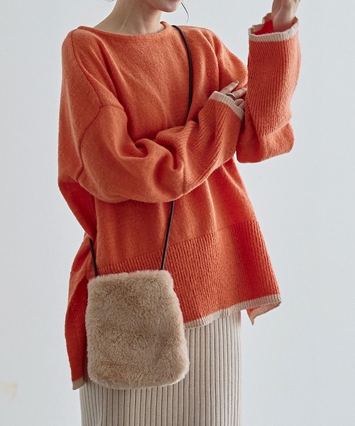 KOBE LETTUCE（コウベレタス）の「ボートネックゆったりニットトップス（ニット/セーター・レディース・イエロー/オレンジ/サックスブルー系/ホワイト×ブラック/ピンク系その他/グレイッシュベージュ・FREE）」の6枚目の写真