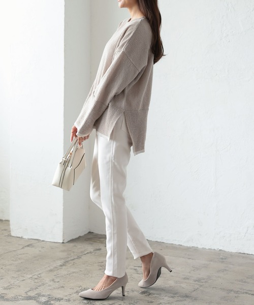 KOBE LETTUCE（コウベレタス）の「ボートネックゆったりニットトップス（ニット/セーター・レディース・イエロー/オレンジ/サックスブルー系/ホワイト×ブラック/ピンク系その他/グレイッシュベージュ・FREE）」の8枚目の写真