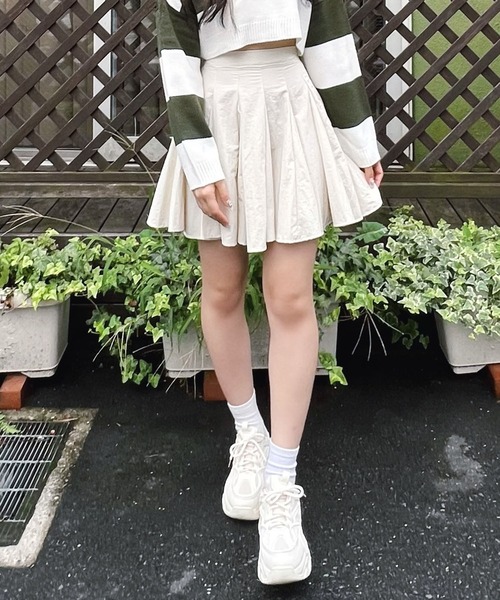 Figments（フィグメンツ）の「ナイロンプリーツミニスカート（スカート・レディース・ブラック/キナリ・FREE）」の6枚目の写真