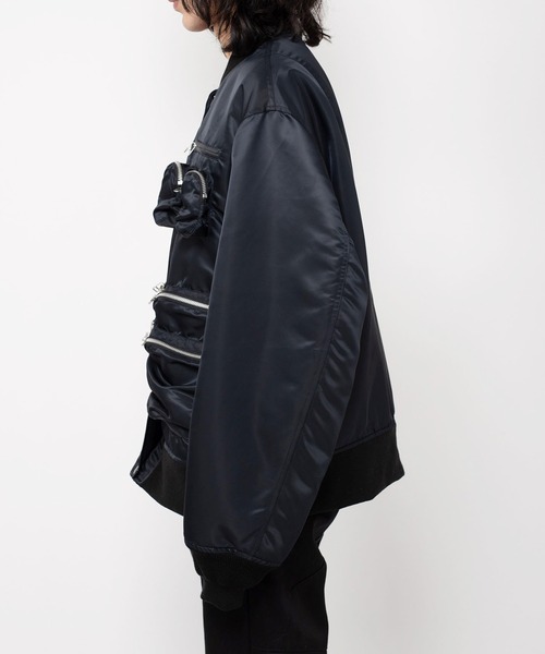 MYne（マイン）の「MYne マイン / Zip Pocket MA-1 ジップポケットMA-1ブルゾン ビッグシルエット / G09BL012（MA-1・メンズ・ブラック/カーキ・LARGE）」の9枚目の写真