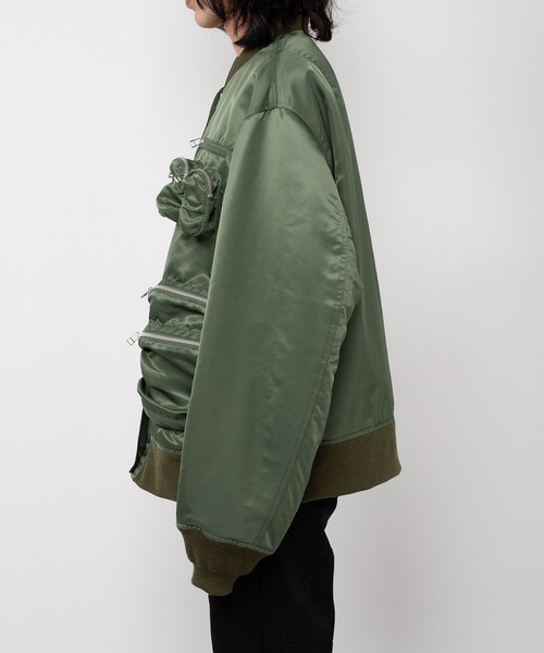 MYne（マイン）の「MYne マイン / Zip Pocket MA-1 ジップポケットMA-1ブルゾン ビッグシルエット / G09BL012（MA-1・メンズ・ブラック/カーキ・LARGE）」の14枚目の写真