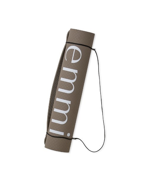 emmi yoga】HAPPY WELLNESS YOGA SET（スポーツグッズ）｜emmi