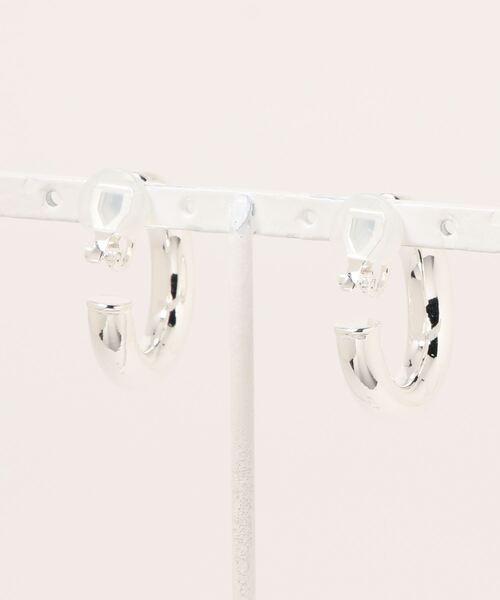 ADAM ET ROPE'（アダムエロペ）の「【LES BIJOUX】ボリュームフープイヤリング（イヤリング・レディース・シルバー/ゴールド・FREE）」の8枚目の写真
