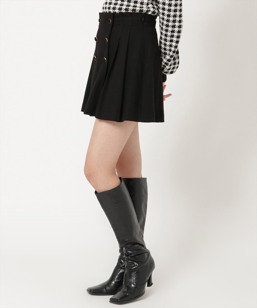 REDYAZEL（レディアゼル）の「ダブルボタンプリーツミニスカート