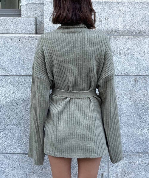 esutoreja（エストレジャ）の「タイフロントニットワンピース（ワンピース・レディース・ブラック/ベージュ/カーキ・FREE）」の21枚目の写真