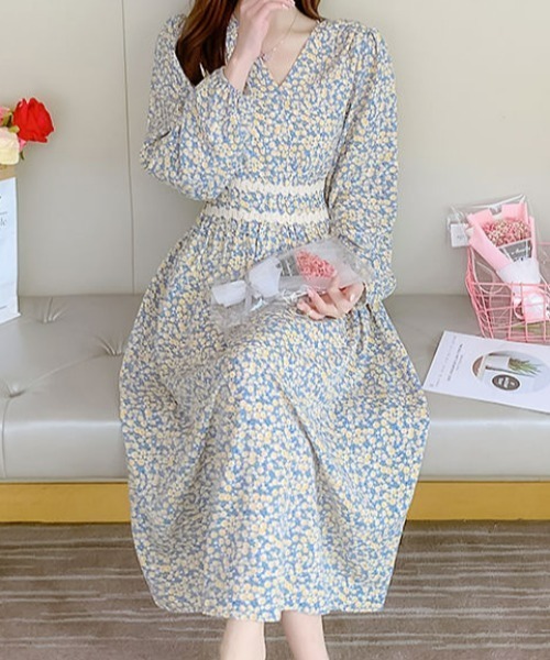 gossip!ロサンゼルス(ゴシップロサンゼルス)の「フラワープリントスプリングワンピース(ワンピース・レディース・ブルー/ラベンダー・S/M)」の2枚目の写真