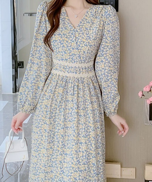 gossip!ロサンゼルス(ゴシップロサンゼルス)の「フラワープリントスプリングワンピース(ワンピース・レディース・ブルー/ラベンダー・S/M)」の7枚目の写真