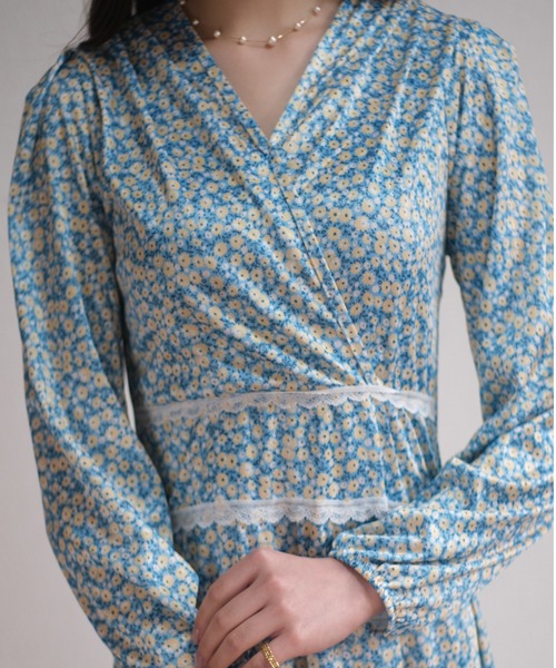 gossip!ロサンゼルス(ゴシップロサンゼルス)の「フラワープリントスプリングワンピース(ワンピース・レディース・ブルー/ラベンダー・S/M)」の13枚目の写真