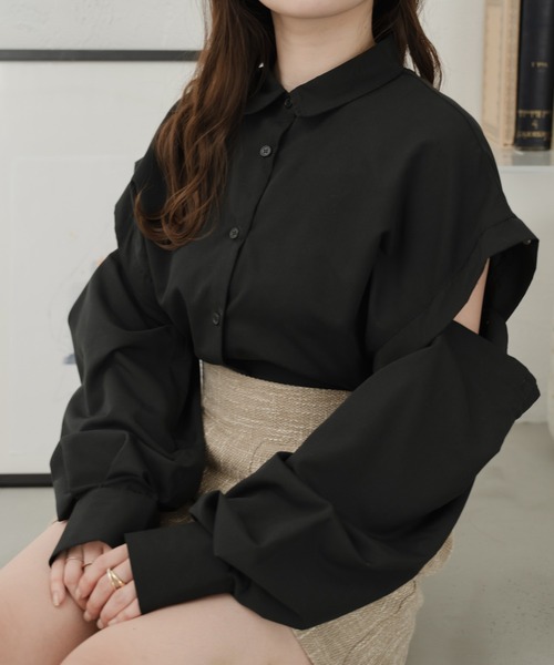 Ambre Ciel(アンブルシエル)の「2WAYショルダースリットシャツ/【WEB/EC限定商品】(シャツ/ブラウス・レディース・アイボリー/ブラック・FREE)」の2枚目の写真