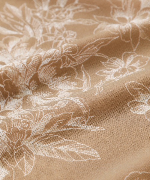 LE CIEL BLEU - Ｆｌｏｗｅｒ　Ｔａｔｔｏｏ　Ｊｅｒｓｅｙ　Ｔｏｐ LE CIEL BLEU（ルシェルブルー）の「フラワータトゥージャージー