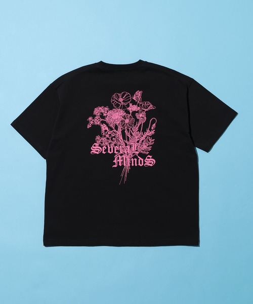 PBLIM(ページボーイリム)の「PAGEBOYLIM/バタフライフラワーT(Tシャツ/カットソー・レディース・ブラック/グレー/オフホワイト・MEDIUM/LARGE)」の4枚目の写真