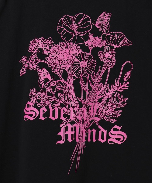 PBLIM(ページボーイリム)の「PAGEBOYLIM/バタフライフラワーT(Tシャツ/カットソー・レディース・ブラック/グレー/オフホワイト・MEDIUM/LARGE)」の18枚目の写真