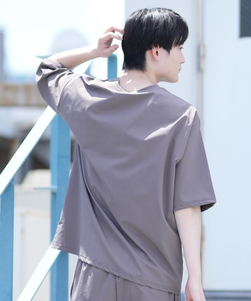 Reebok(リーボック)の「【ムラサキスポーツ限定】Reebok/リーボック ラッシュガード/水陸両用/セットアップ対応 Tシャツ ビックシルエット/無地ワンポイント 423911(ラッシュガード・メンズ・ベージュ/グリーン/ブラック/カーキ/ブラウン・M/L/XL)」の13枚目の写真