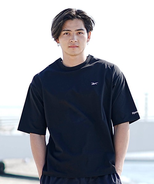 Reebok(リーボック)の「【ムラサキスポーツ限定】Reebok/リーボック ラッシュガード/水陸両用/セットアップ対応 Tシャツ ビックシルエット/無地ワンポイント 423911(ラッシュガード・メンズ・ベージュ/グリーン/ブラック/カーキ/ブラウン・M/L/XL)」の18枚目の写真