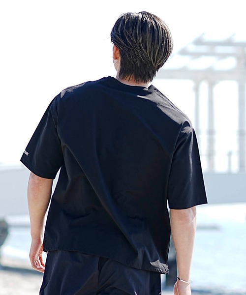 Reebok(リーボック)の「【ムラサキスポーツ限定】Reebok/リーボック ラッシュガード/水陸両用/セットアップ対応 Tシャツ ビックシルエット/無地ワンポイント 423911(ラッシュガード・メンズ・ベージュ/グリーン/ブラック/カーキ/ブラウン・M/L/XL)」の20枚目の写真