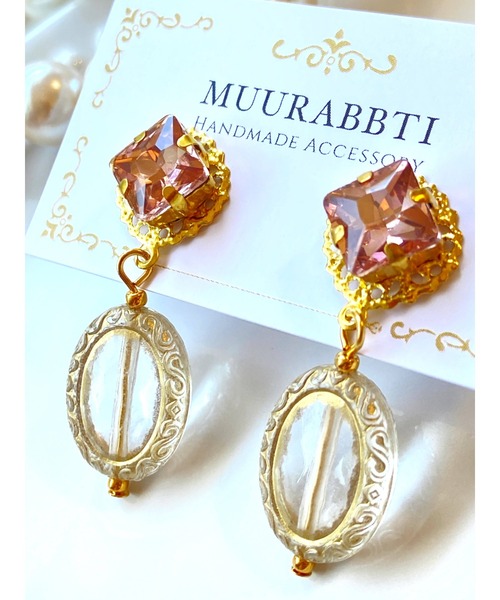 tone(トーン)の「【MUURABBTI】スクエアビジューとアンティーク調ビーズピアス(MA)(ピアス(両耳用)・レディース・ゴールド・FREE)」の3枚目の写真