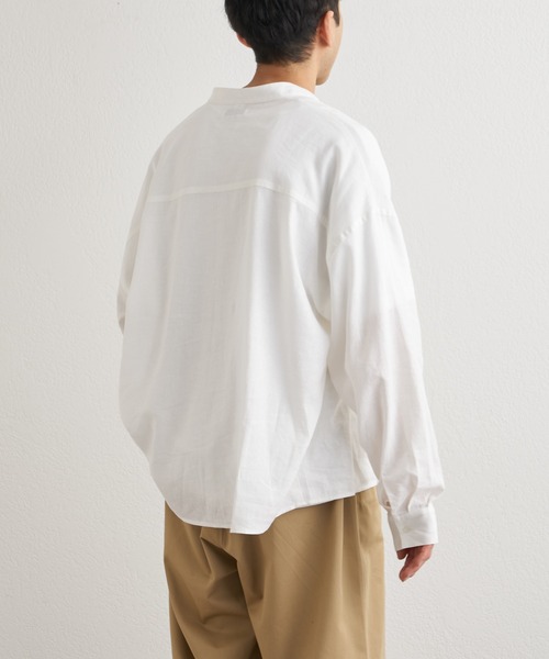 CIAOPANIC TYPY（チャオパニックティピー）の「リネンレーヨンバンドカラースキッパービッグシャツ（シャツ/ブラウス・メンズ・ブラック/ブルー/オフホワイト・MEDIUM/LARGE）」の6枚目の写真