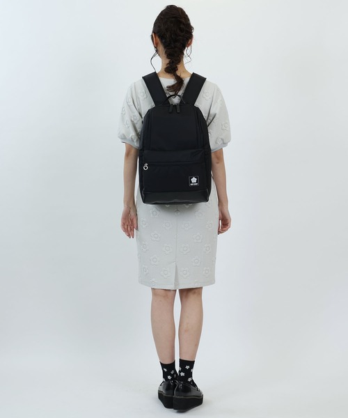 MARY QUANT(マリークワント)の「シンプルナイロン リュック(バックパック/リュック・レディース・ブラック/グレージュ・FREE)」の4枚目の写真