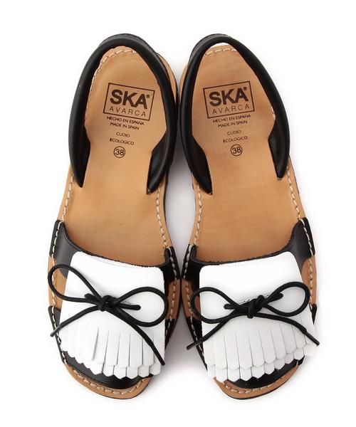 Another Edition（アナザーエディション）の「SKA AVARCAタッセルフラットサンダル/BCSKA/A TSL FLT SNDL◆（サンダル・レディース・ホワイト/ブラック・38/37/36）」の3枚目の写真