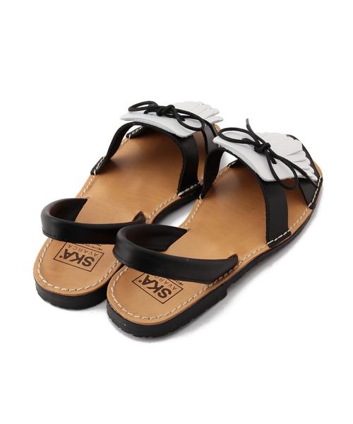 Another Edition（アナザーエディション）の「SKA AVARCAタッセルフラットサンダル/BCSKA/A TSL FLT SNDL◆（サンダル・レディース・ホワイト/ブラック・38/37/36）」の5枚目の写真