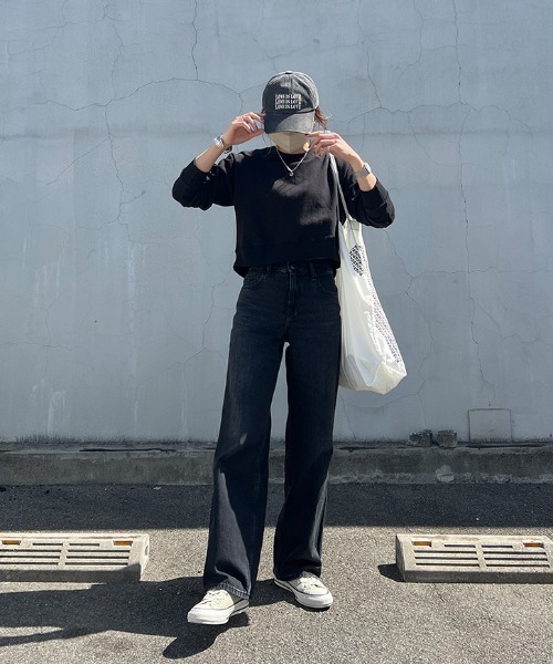 ISOOK（アイスー）の「バックデザインスウェット(chiica select) / デザインスウェット クロップド丈 ショート丈 プルオーバー トレーナー デザイントップス 裏毛 春 春トップス（スウェット・レディース・ライトグレー/ブラック/チャコールグレー/ベージュ・FREE）」の15枚目の写真