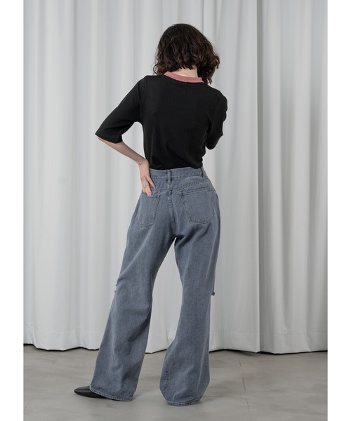 Adoon plain(アドーンプレーン)の「バイカラーネックスリットトップス(Tシャツ/カットソー・レディース・ブラック×ピンク/ブラック×ブルー/ブラック×ホワイト・FREE)」の13枚目の写真