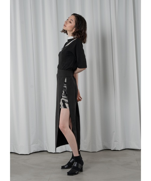 Adoon plain(アドーンプレーン)の「バイカラーネックスリットトップス(Tシャツ/カットソー・レディース・ブラック×ピンク/ブラック×ブルー/ブラック×ホワイト・FREE)」の17枚目の写真