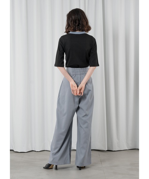 Adoon plain(アドーンプレーン)の「バイカラーネックスリットトップス(Tシャツ/カットソー・レディース・ブラック×ピンク/ブラック×ブルー/ブラック×ホワイト・FREE)」の8枚目の写真