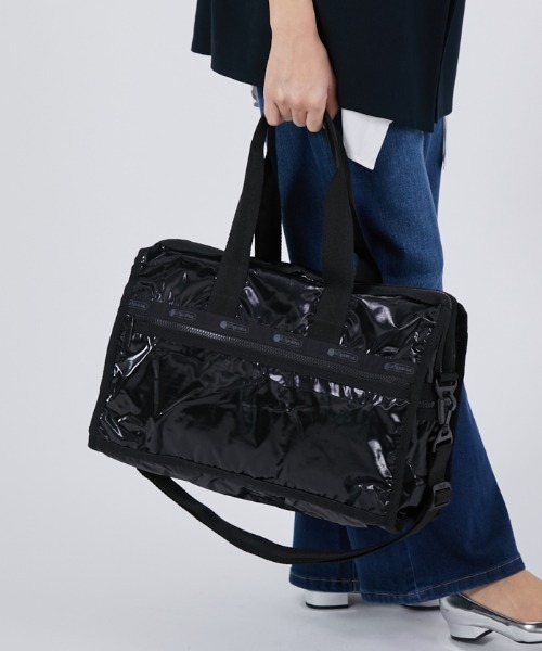 LeSportsac(レスポートサック)の「DELUXE MED WEEKENDER ブラックシャイン(ボストンバッグ・レディース・ブラック・FREE)」の10枚目の写真
