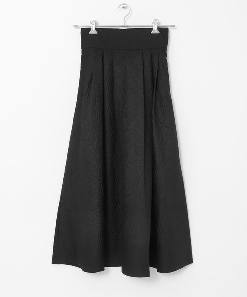 KBF（ケイビーエフ）の「フクレジャガードタックフレアスカート（スカート・レディース・ブラック/アイボリー・ONE）」の14枚目の写真