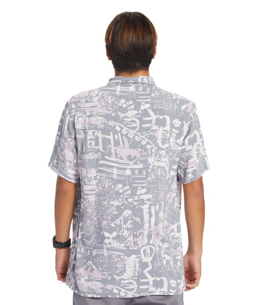 Quiksilver(クイックシルバー)の「NU VINTAGE SS/クイックシルバー半袖総柄シャツ(シャツ/ブラウス・メンズ・グレー・MEDIUM/LARGE/SMALL)」の7枚目の写真
