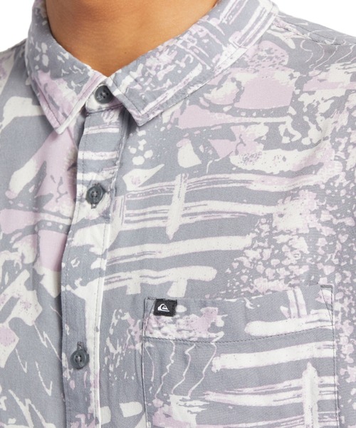 Quiksilver(クイックシルバー)の「NU VINTAGE SS/クイックシルバー半袖総柄シャツ(シャツ/ブラウス・メンズ・グレー・MEDIUM/LARGE/SMALL)」の9枚目の写真