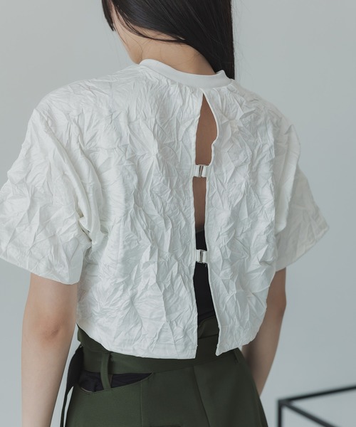 UNITED TOKYO(ユナイテッドトウキョウ)の「キャッチワッシャークロップドTシャツ-ウォッシャブル-(Tシャツ/カットソー・レディース・ブラック/オフホワイト・FREE)」の4枚目の写真