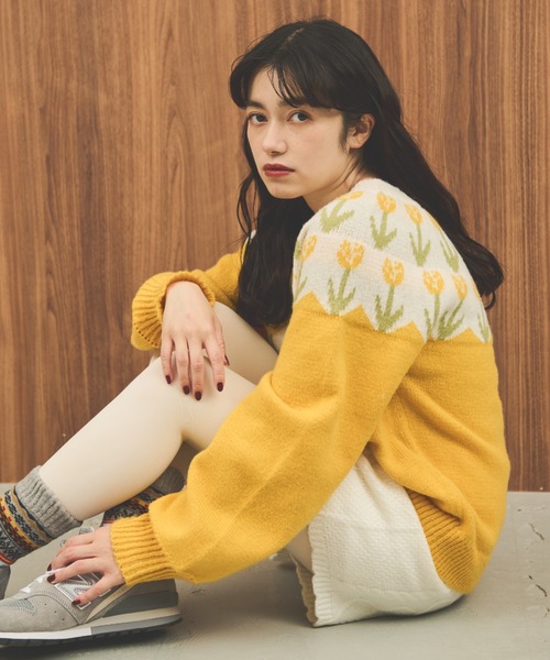 MERLOT（メルロー）の「チューリップニット（ニット/セーター・レディース・イエロー/ワイン/ネイビー・FREE）」の15枚目の写真