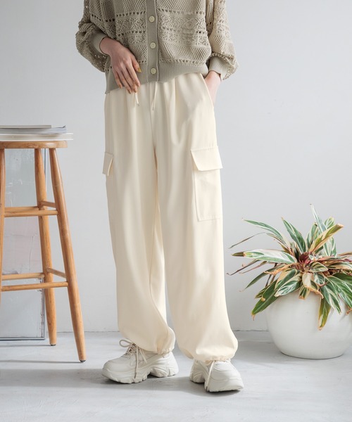 LOWRYS FARM（ローリーズファーム）の「ルーズポケットパンツ 971086（その他パンツ・レディース・グレー/ブラック/ホワイト/グリーン/グリーン系その他・FREE）」の2枚目の写真