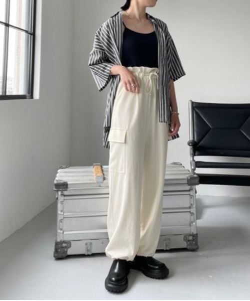 LOWRYS FARM（ローリーズファーム）の「ルーズポケットパンツ 971086（その他パンツ・レディース・グレー/ブラック/ホワイト/グリーン/グリーン系その他・FREE）」の21枚目の写真