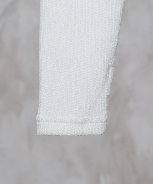 adree（アドリー）の「double zip up thumbhole knit tops / ダブルジップアップサムホールニットトップス（ニット/セーター・レディース・ブルー/グレー/ホワイト・FREE）」の21枚目の写真