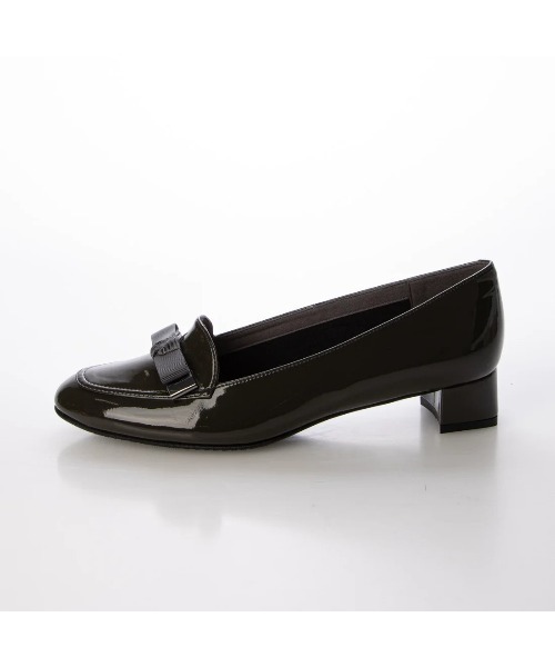 Riz raffinee（リズラフィーネ）の「【全天候対応】リボンローファー（ローファー・レディース・ブラック/ライトブラック/その他9/ベージュ×ブラック/レディッシュグレー・24cm/24.5cm/23.5cm/23cm/22.5cm）」の12枚目の写真