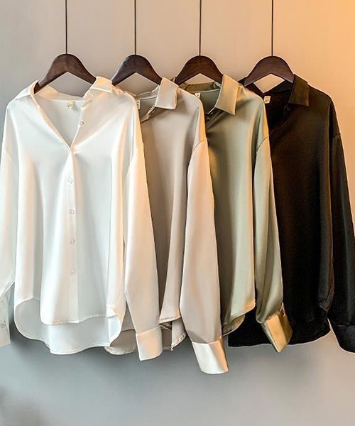 gossip!ロサンゼルス(ゴシップロサンゼルス)の「YUGA サテン 長袖シャツ(シャツ/ブラウス・レディース・ホワイト/ベージュ/ブラック/グリーン・L/M)」の5枚目の写真