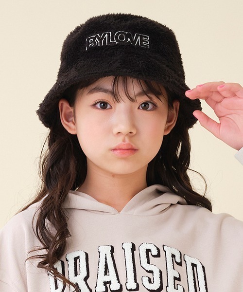 by LOVEiT(バイラビット)の「ボアバケットハット(キャップ・キッズ・アイボリー/ブラック/グレー・L/M)」の3枚目の写真