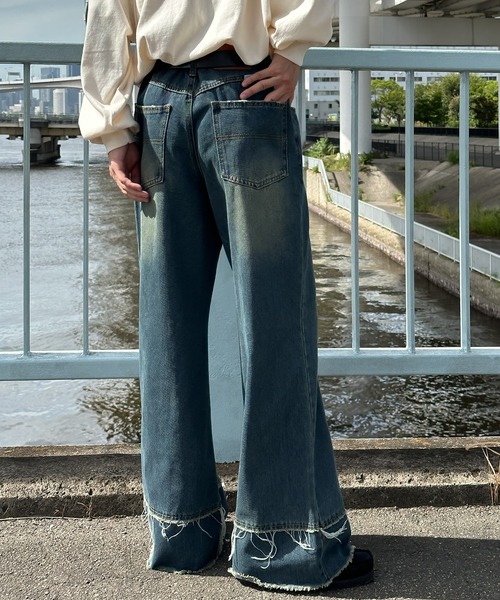 Perushu(ペルーシュ)の「フリンジカットオフセミフレアデニムパンツ(デニムパンツ・メンズ・ブラック/インディゴブルー・SMALL/LARGE/MEDIUM)」の8枚目の写真
