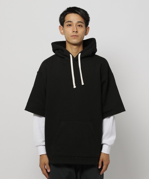 niko and...（ニコアンド）の「フェイクレイヤードフーディ（パーカー・メンズ・ブラック/ライトグレー・MEDIUM/LARGE）」の11枚目の写真