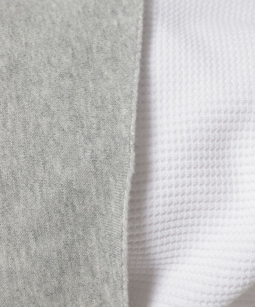 niko and...（ニコアンド）の「フェイクレイヤードフーディ（パーカー・メンズ・ブラック/ライトグレー・MEDIUM/LARGE）」の5枚目の写真