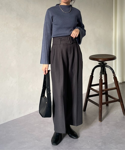 Thevon（ゼボン）の「ベルト付き起毛ハイウエストタックパンツ（スラックス・レディース・チャコールグレー/ブラック/カーキ/グレイッシュベージュ・FREE）」の18枚目の写真