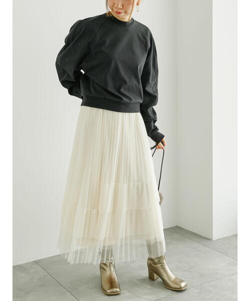 Te chichi(テチチ)の「ボリュームスリーブギャザープルオーバー(Tシャツ/カットソー・レディース・オフホワイト/ブラック/グレー・F)」の5枚目の写真