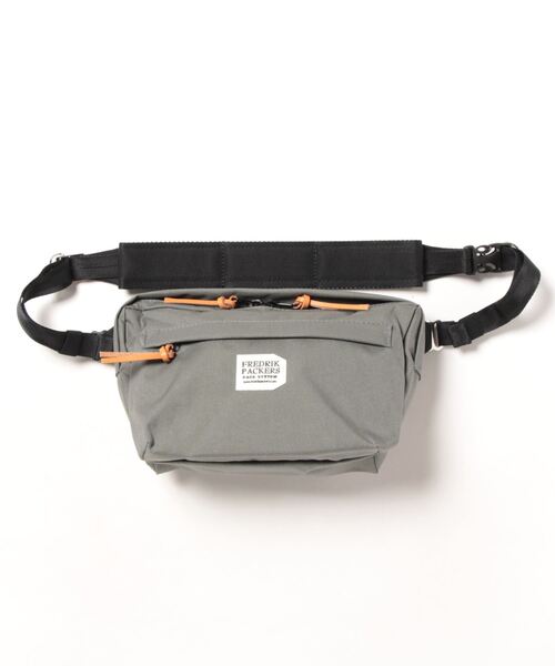 FREDRIK PACKERS（フレドリックパッカーズ）の「FREDRIK PACKERS / フレドリックパッカーズ / 500D FUNNY PACK（ショルダーバッグ・レディース・ブラック/レオパード/ベージュ/ネイビー/チャコールグレー・ONESIZE）」の15枚目の写真
