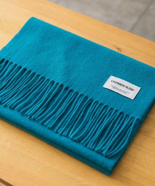 URBAN RESEARCH DOORS（アーバンリサーチドアーズ）の「カシミヤブレンド マフラー（マフラー・メンズ・ブラック/モカ/オレンジ/グリーン・-）」の3枚目の写真