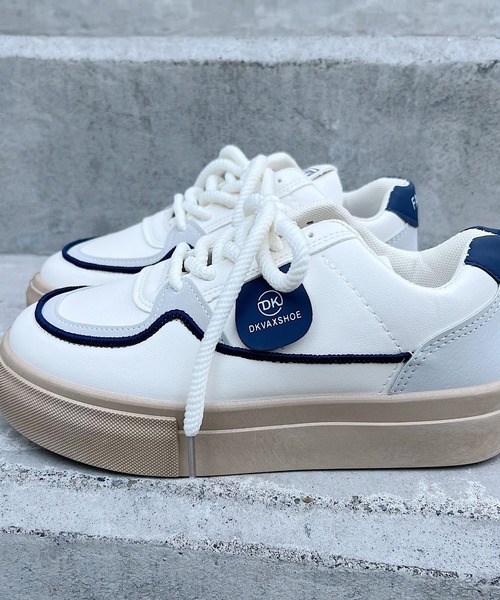 Nana(ナナ)（ナナ）の「ベージュソールフラットスニーカー（スニーカー・レディース・ブラウン/ネイビー・24.0cm/23.5cm/24.5cm/23.0cm）」の6枚目の写真