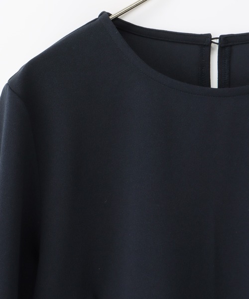 Honeys（ハニーズ）の「ペプラムトップス（Tシャツ/カットソー・レディース・ネイビー/ブラック/グレイッシュベージュ/ベージュ・L/LL/M/3L/S）」の20枚目の写真